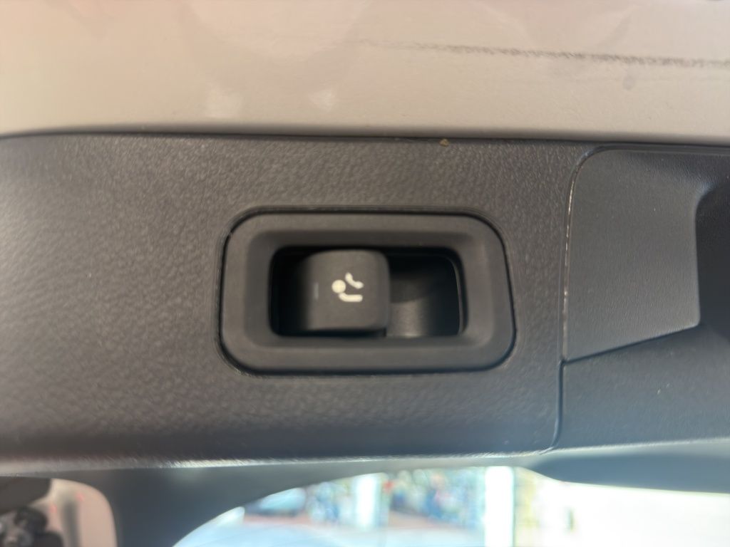 Fahrzeugabbildung Mercedes-Benz B 250 e Progress*Nav*SpurH*DISTRONIC*PDC*360°AHK