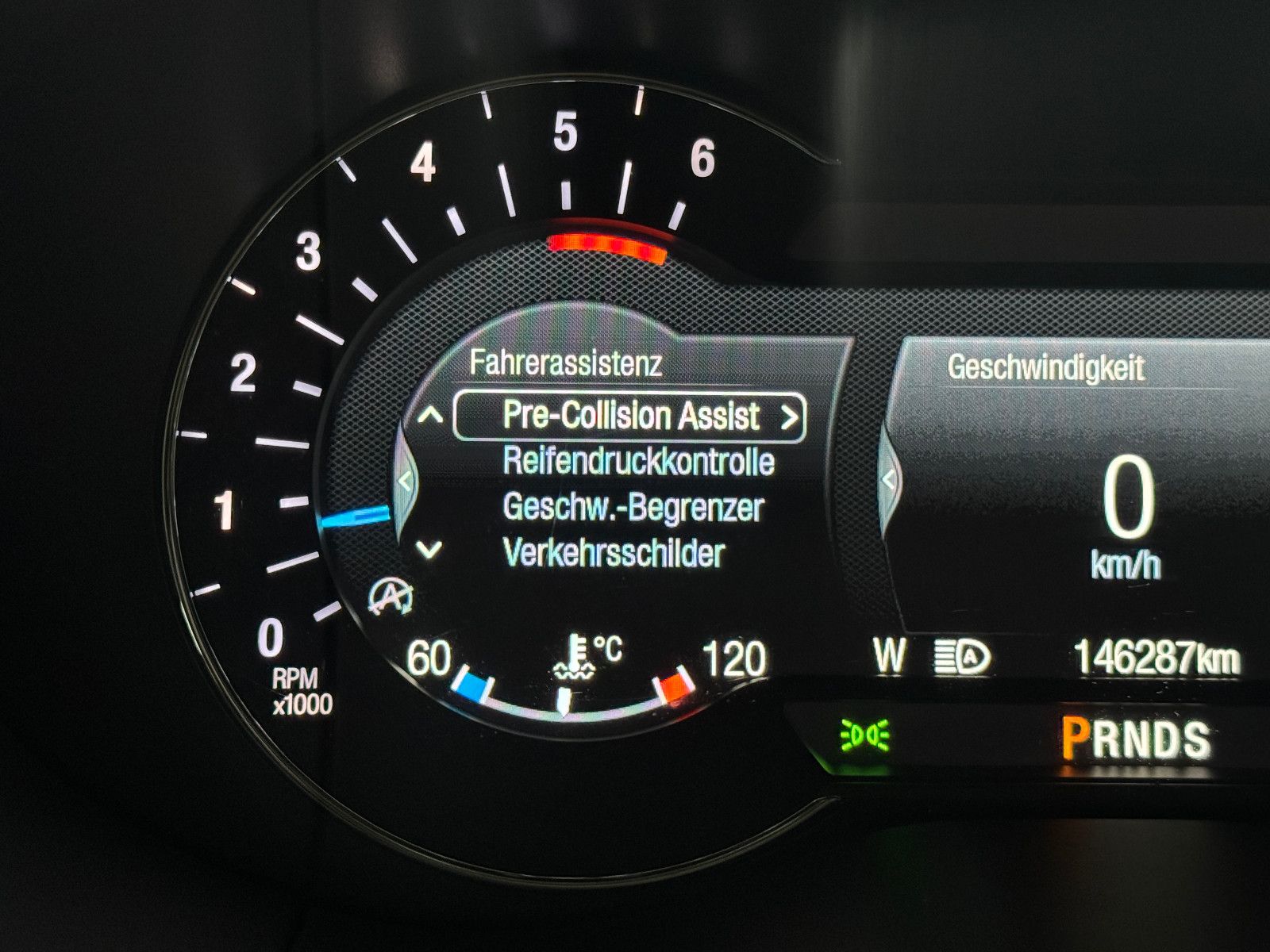 Fahrzeugabbildung Ford Galaxy TITANIUM SPORT AWD AUT 7-SITZER PANO VOLL