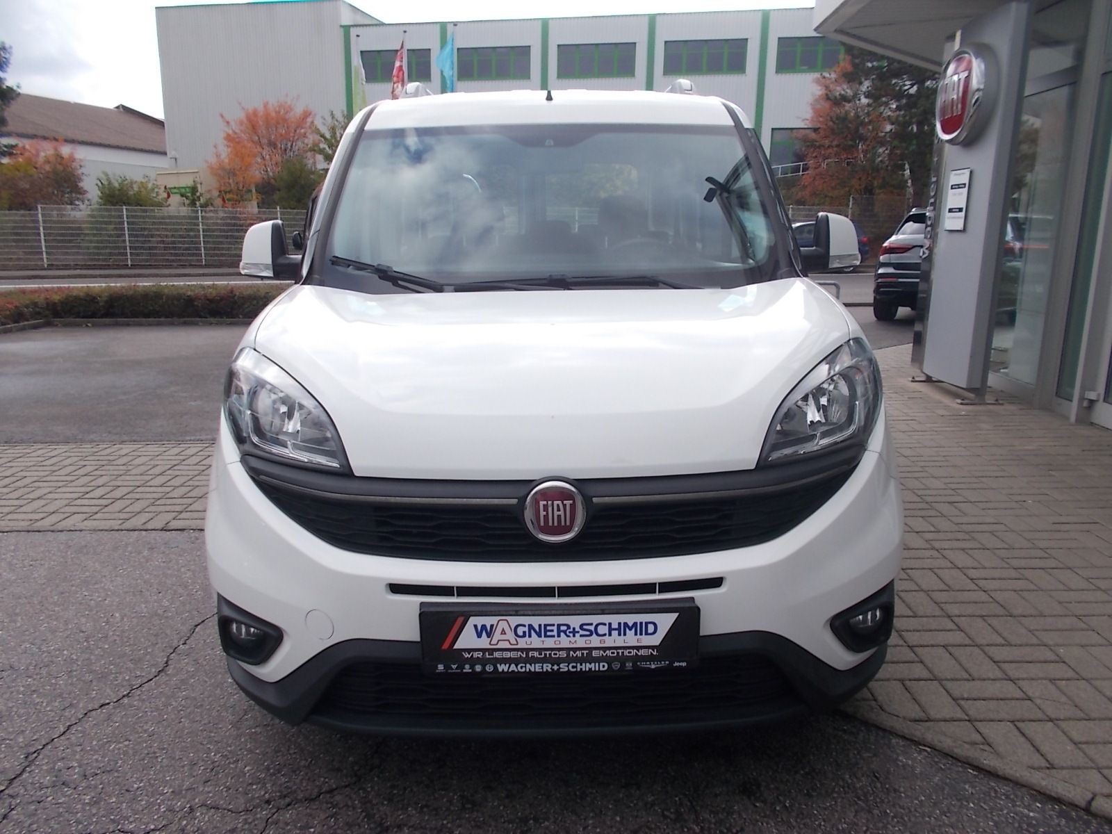 Fahrzeugabbildung Fiat Doblo Kombi SX 1.6 Mjet (90 PS)