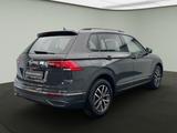 Volkswagen Tiguan Life 1.5 TSI 110kW*DSG*PANO*KAM*APP*ACC*S - VW Tiguan Gebrauchtwagen in Wiesbaden