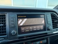 Seat Ateca 2.0 TSI DSG 4Drive FR 2.HD SHZ NAV KAM LED bei Autohaus Landmann & Maier OHG