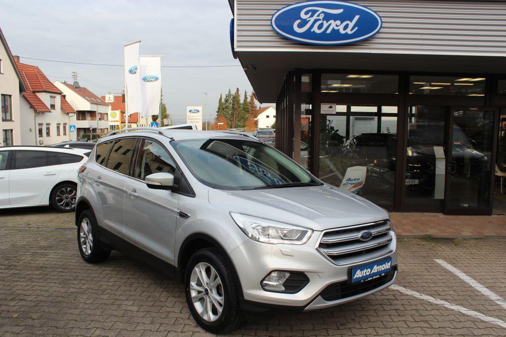 Ford Kuga 1.5 EcoBoost 2x4 Titanium