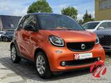 Smart fortwo coupe Basis 52 kW  KLIMAAUTOM. PANORAMA T - gebrauchte Smart Limousine
