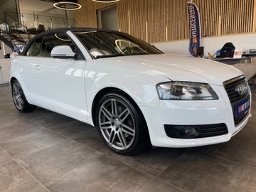 Audi A3 Cabriolet Ambition *ALCANTARA*NAVI*BI-XENON*