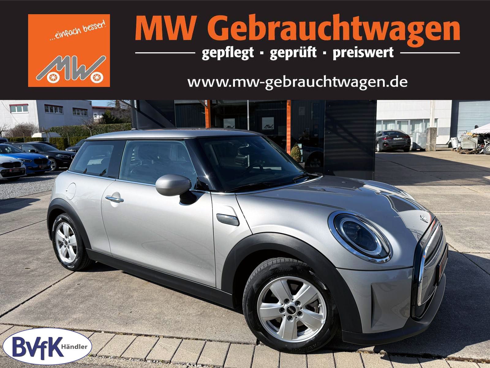 Fahrzeugabbildung MINI Cooper Aut. Essential-Trim LED KAM PDC SHZ AMBI