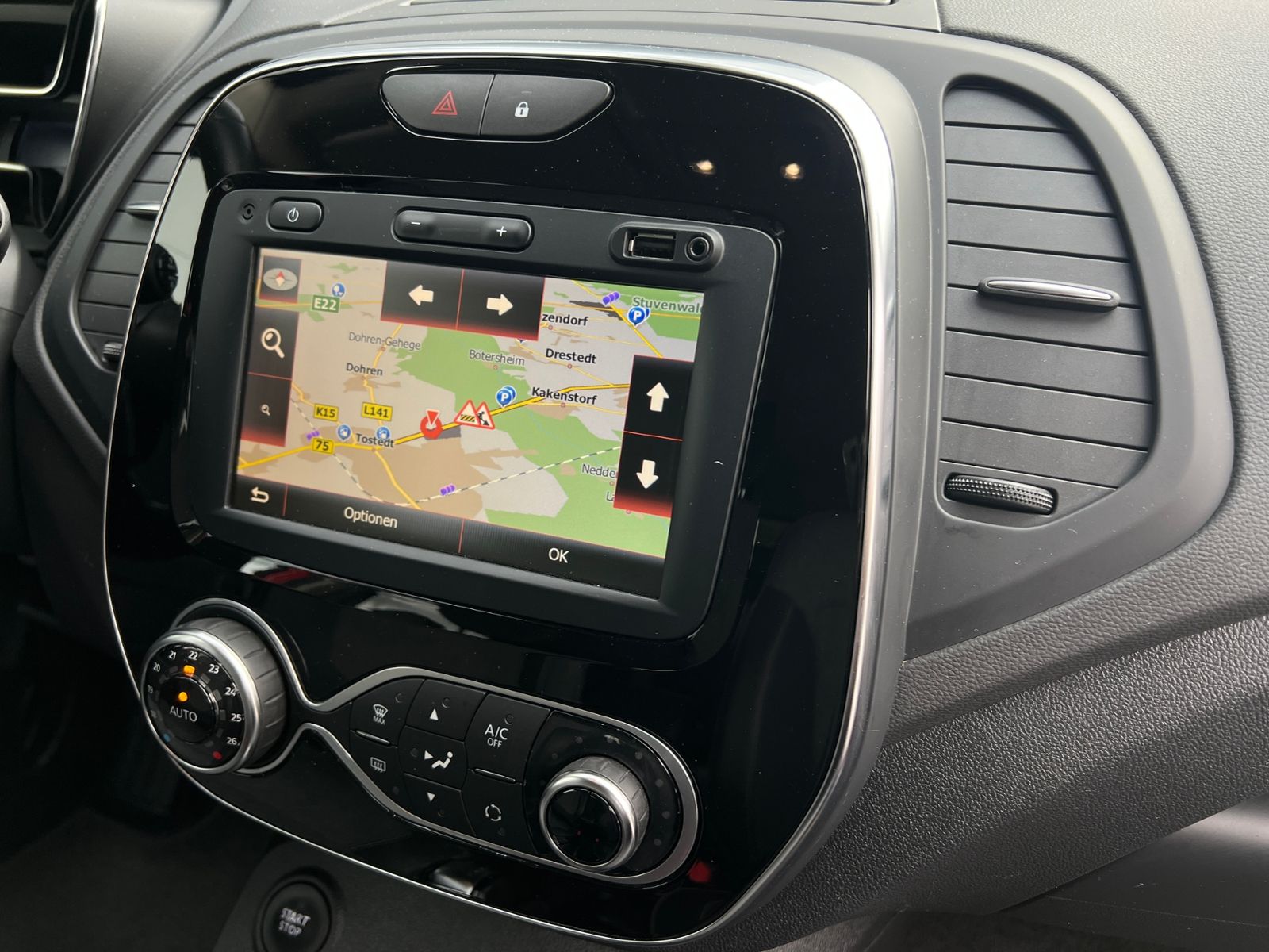 Fahrzeugabbildung Renault Captur Intens 1.3 TCe 150 *AHK,Navi PDC hinten,L