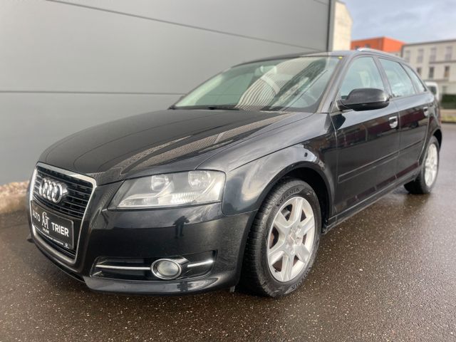 Audi A3 Sportback 1.6 TDI Attraction SHZ PDC TEMPO MF