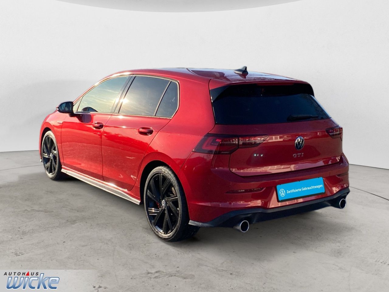 Volkswagen Golf 2.0 TSI GTI NAVI KLIMA LED LANE ASSIST foto 4