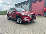 Hyundai Tucson bLUE Style 2WD 1H.Navi/Kamera/XENON AHK - Hyundai TUCSON Style mit Diesel-Antrieb
