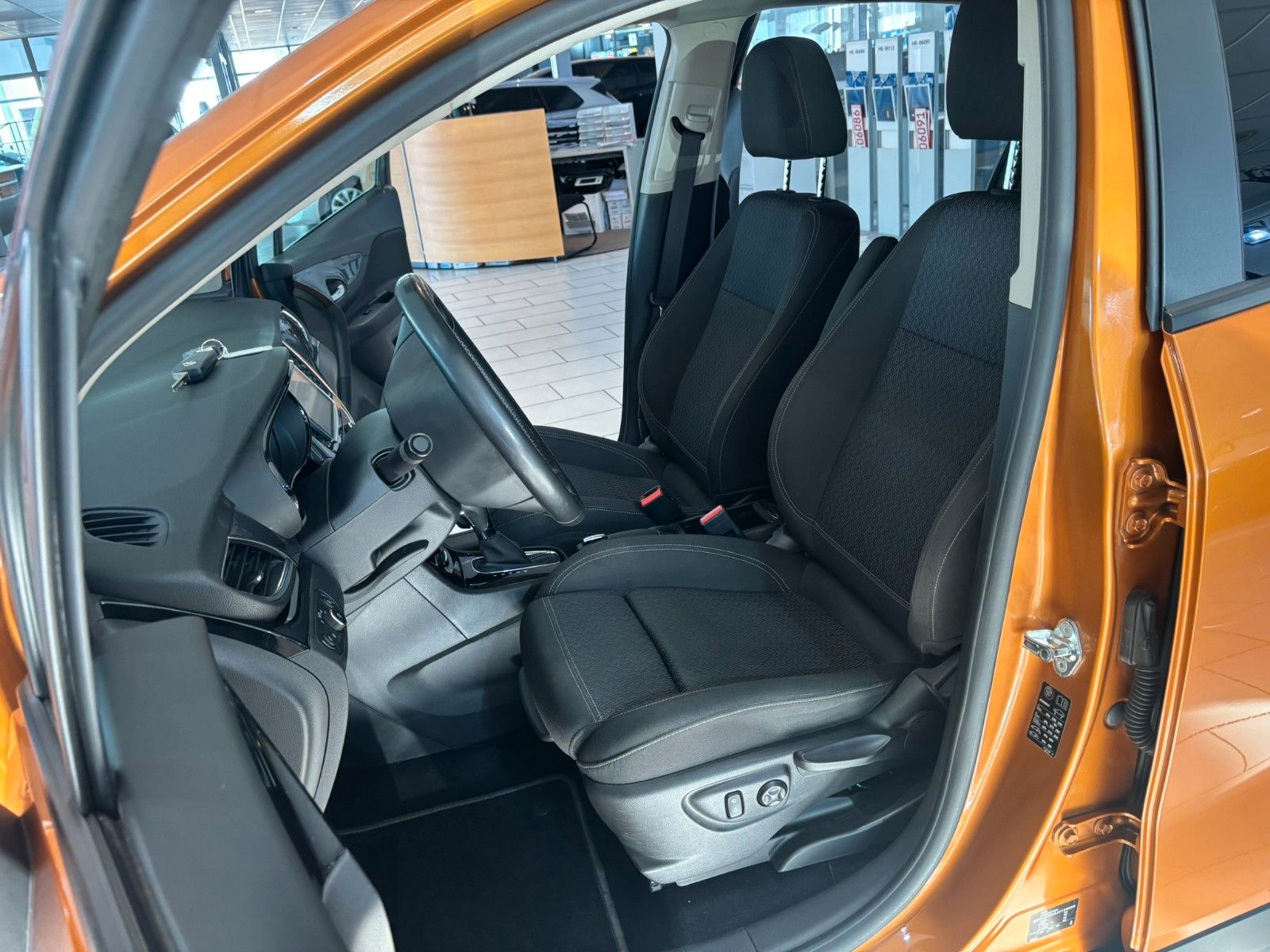 Fahrzeugabbildung Opel Mokka X ON 1.4T NAVI/SHZ/PDC/ALLWETTER/