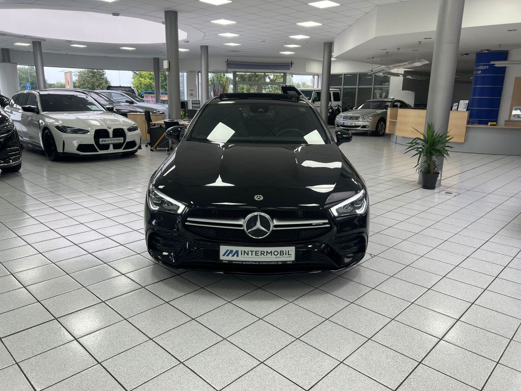 Mercedes-Benz CLA 35 AMG 4Matic*LED*PANO*BURMESTER*MBUX*KAM*