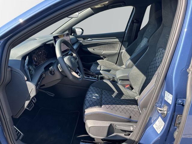 Golf 2.0 TDI DSG R-LINE AHK+LED+NAVI.+KAMERA+ACC