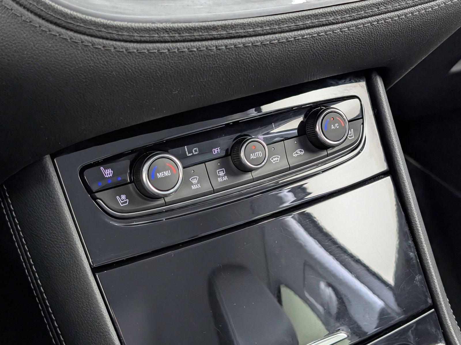 OPEL Grandland X  1.2 Turbo Ultimate Navi SHZ LED – Bild 19