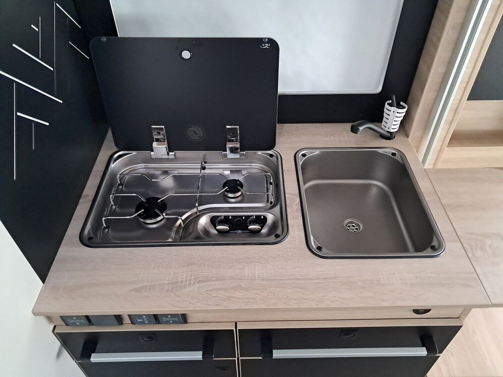 Fahrzeugabbildung Chausson Teilintegriert Titanium Line 630 Dörr30YEdition