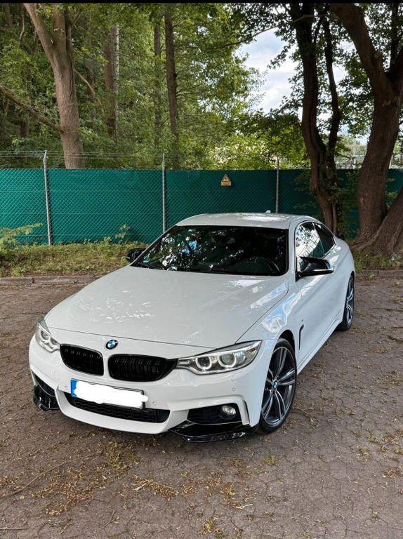 Image of BMW 324