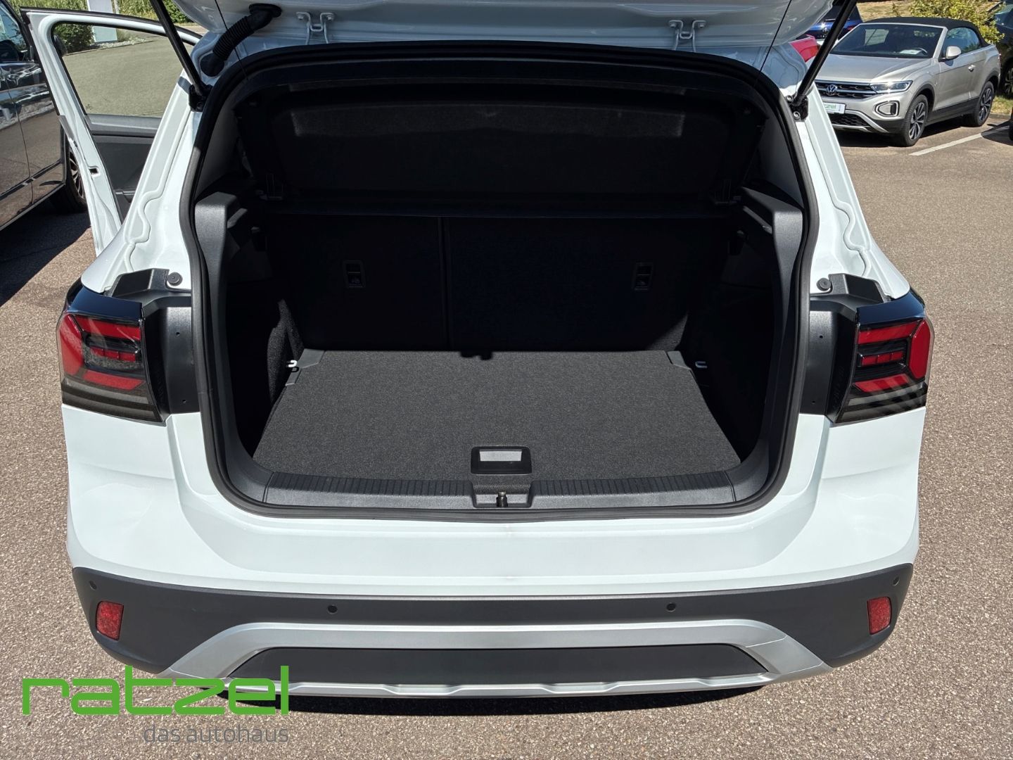 Fahrzeugabbildung Volkswagen T-Cross Goal Life 1.0 l TSI 5 Jahre Garantie LED