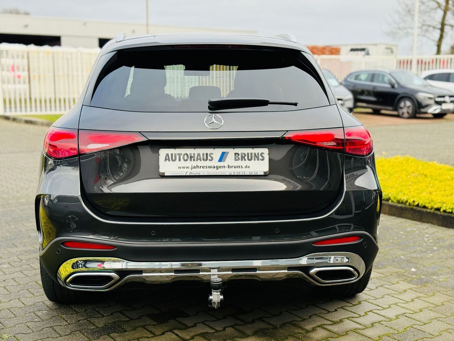 Fahrzeugabbildung Mercedes-Benz GLC 220 d 4M AMG Premium, AHK, 360°, Winter, Mem