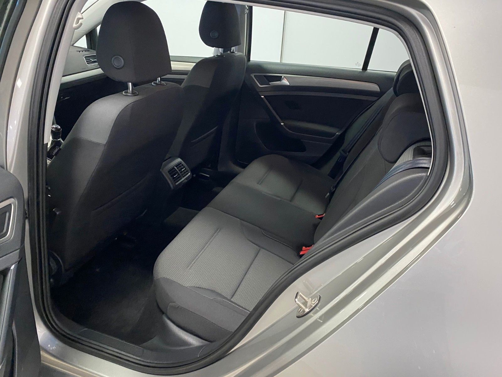 Fahrzeugabbildung Volkswagen Golf 7 1.2 TSI Comfortline+GARANTIE+2.HAND+ALU++