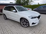 BMW X5 xDrive50i - - BMW X5 mit Benzin-Antrieb