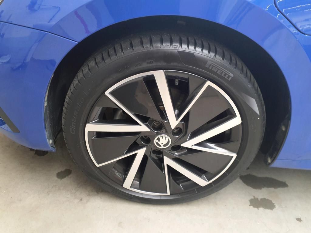Skoda Octavia iV Limousine Style First Edition 1.4 ele