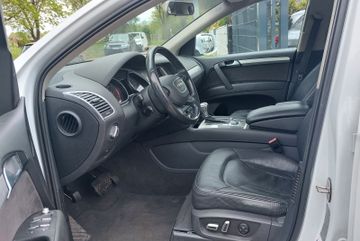 Audi Q7 - 11