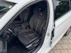 SKODA Octavia Combi RS 2.0 TDI DSG 4x4