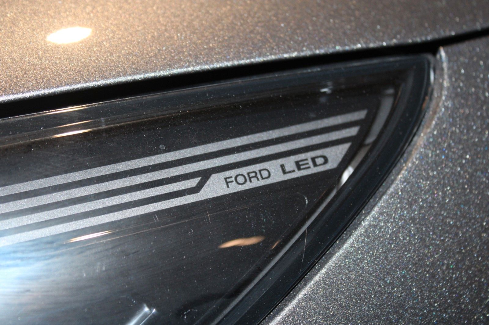 Fahrzeugabbildung Ford Kuga PHEV ST-Line X NAVI LED Matrix Winter Paket