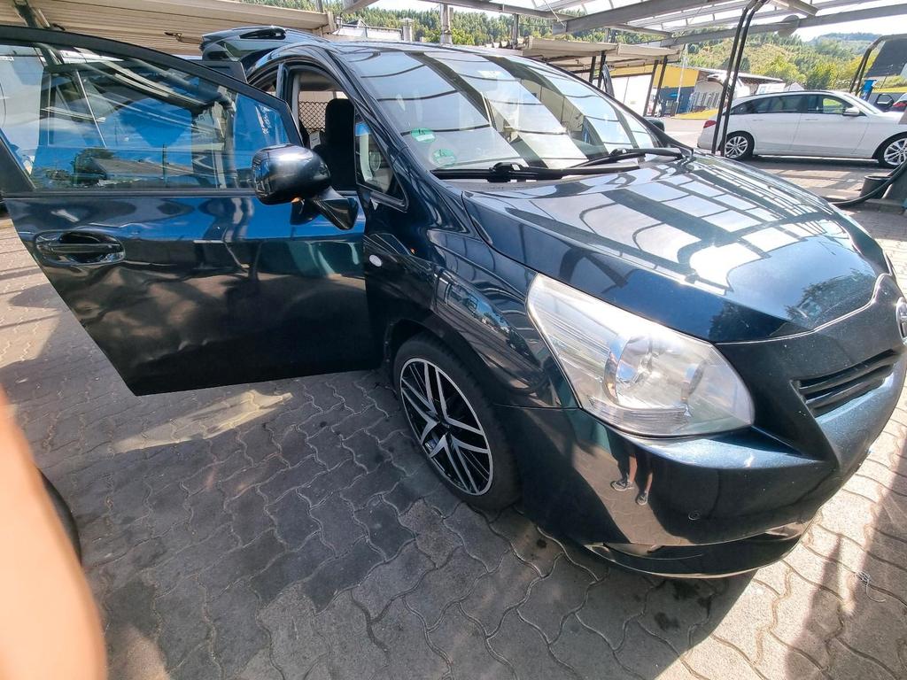 Toyota Verso