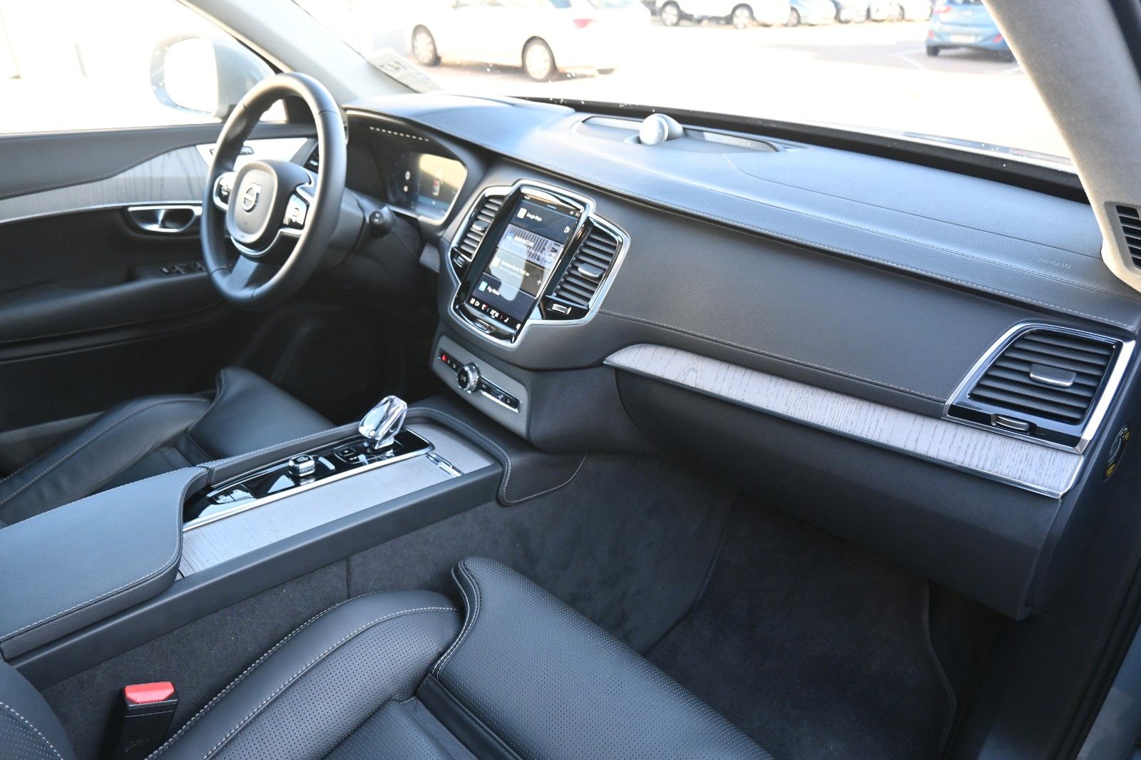 Fahrzeugabbildung Volvo XC90 B5D AWD Ultimate Bright*LED*PANO*STHZ*360*