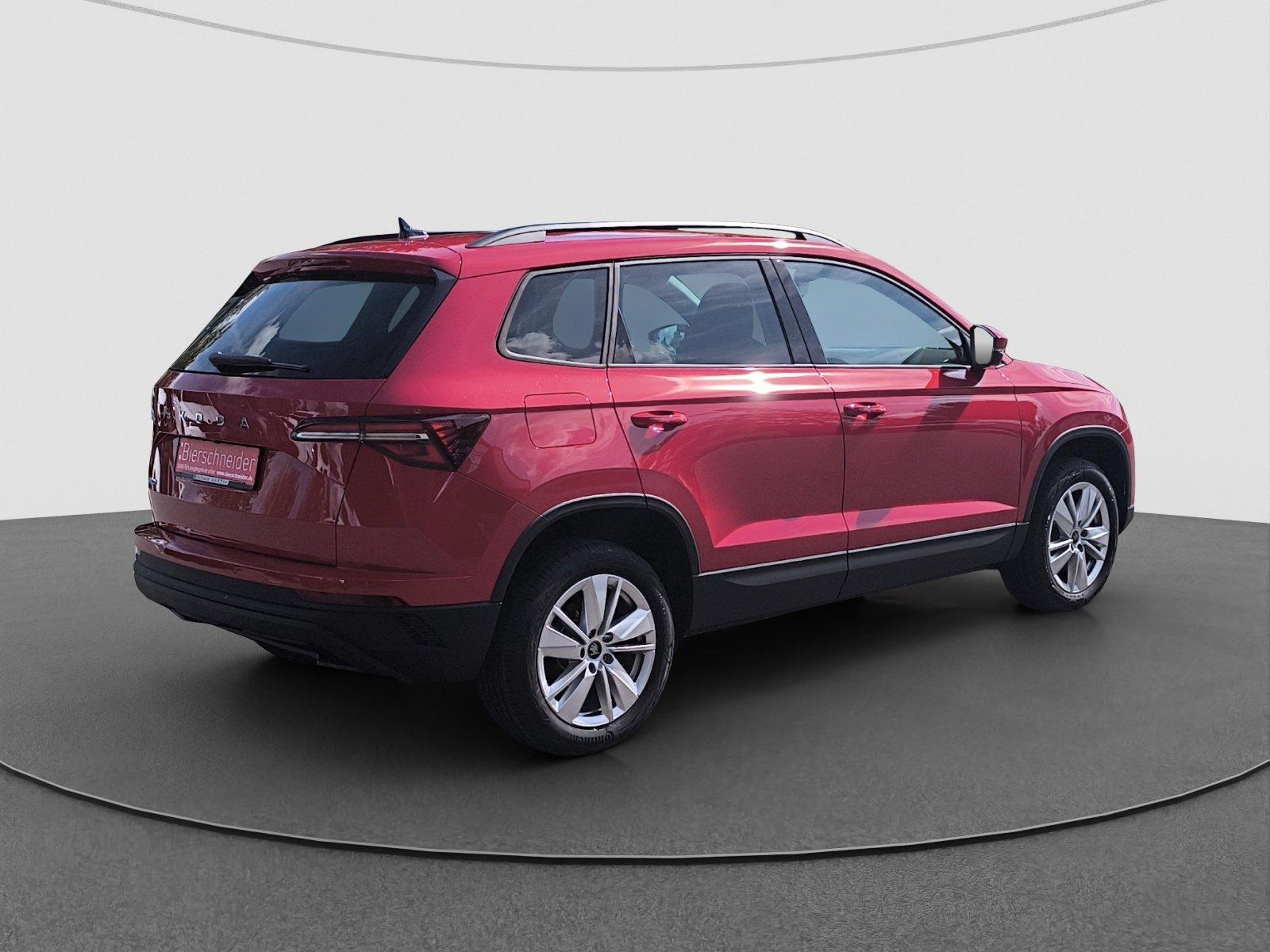 Skoda Karoq 2.0 TDI DSG Selection AHK NAV RFK ACC PDC