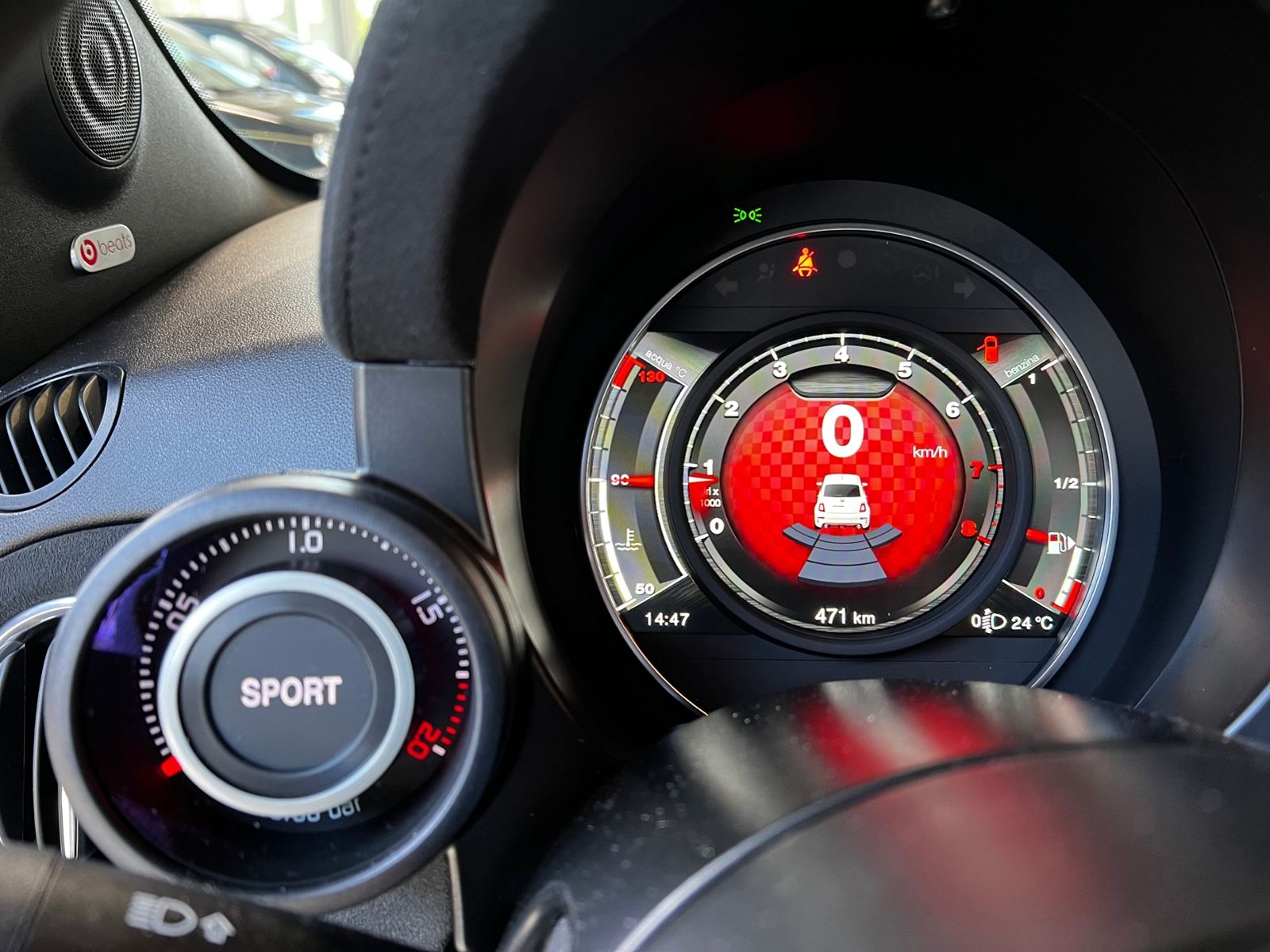 Fahrzeugabbildung Abarth 695 75 Anniversario BEATS Full Link KLIMA NAVI