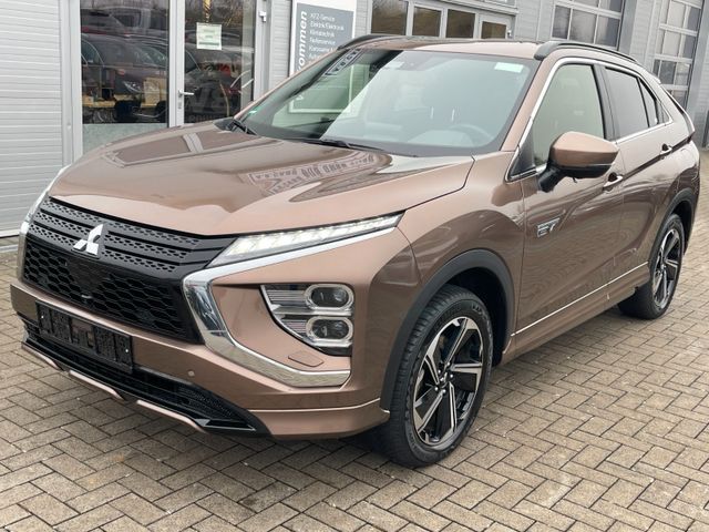 Mitsubishi Eclipse Cross Plus Select Hybrid 4WD*Navi*Leder