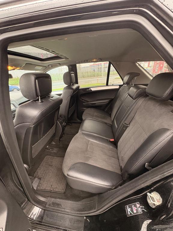 Mercedes-Benz ML 320