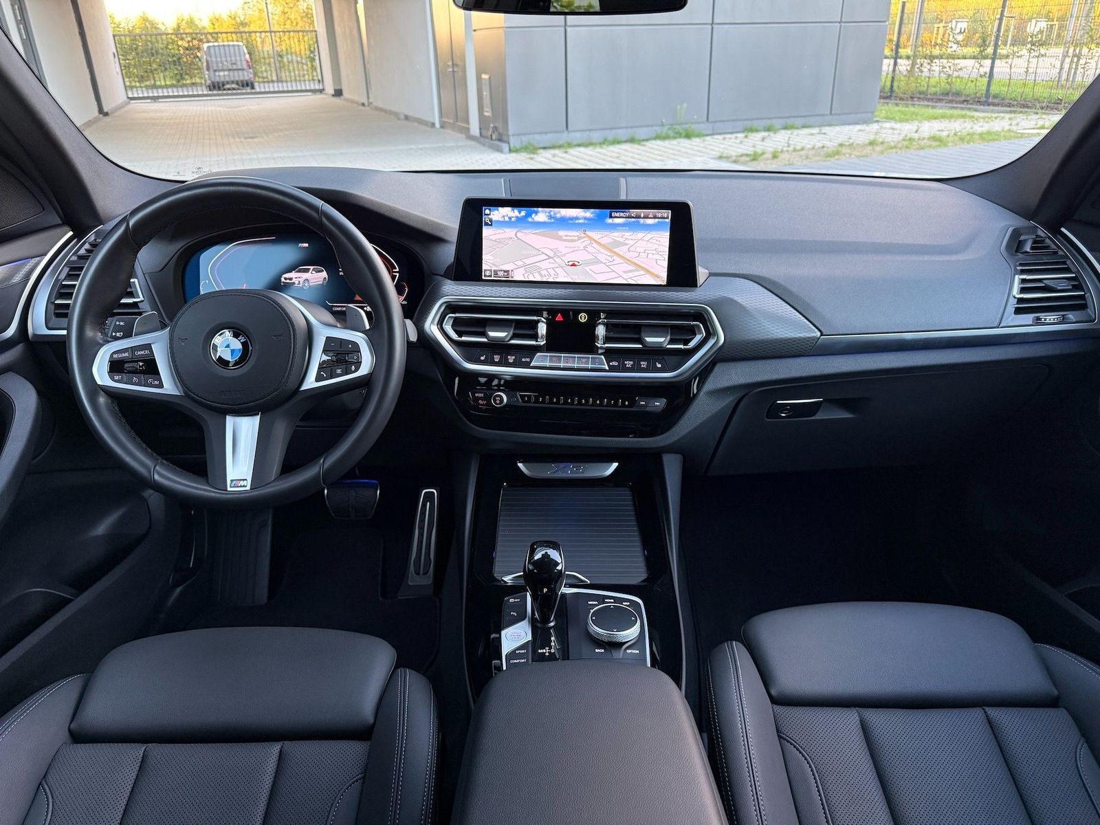 Fahrzeugabbildung BMW X3 20d xD M-SPORT|AHK|KAMERA|GARANTIE BIS 7/2029