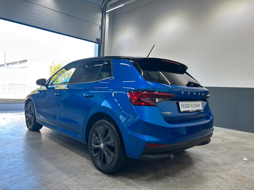 Skoda Fabia 2022 г. Синий, пробег 34815 км