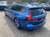 Volvo V60 T6 R Design AWD HUD PANO 360° nur an Händler - gebrauchte Volvo Kombis
