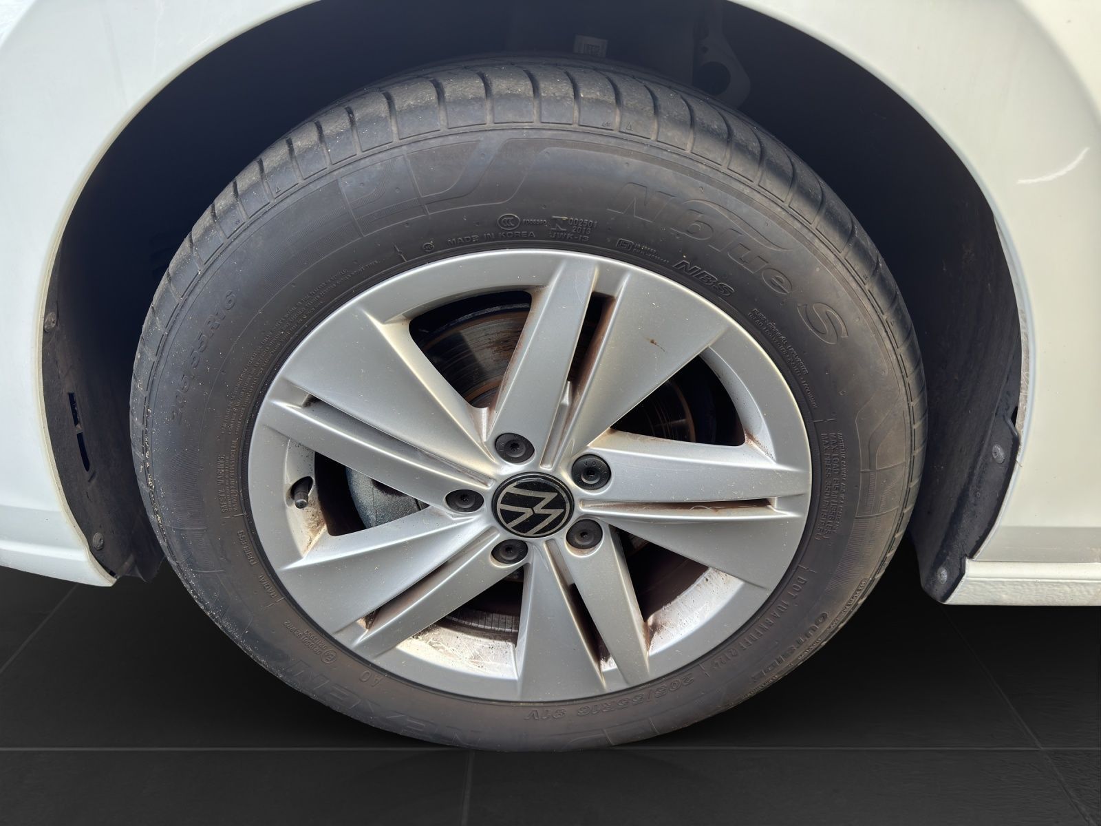 Volkswagen Golf - Bild 8
