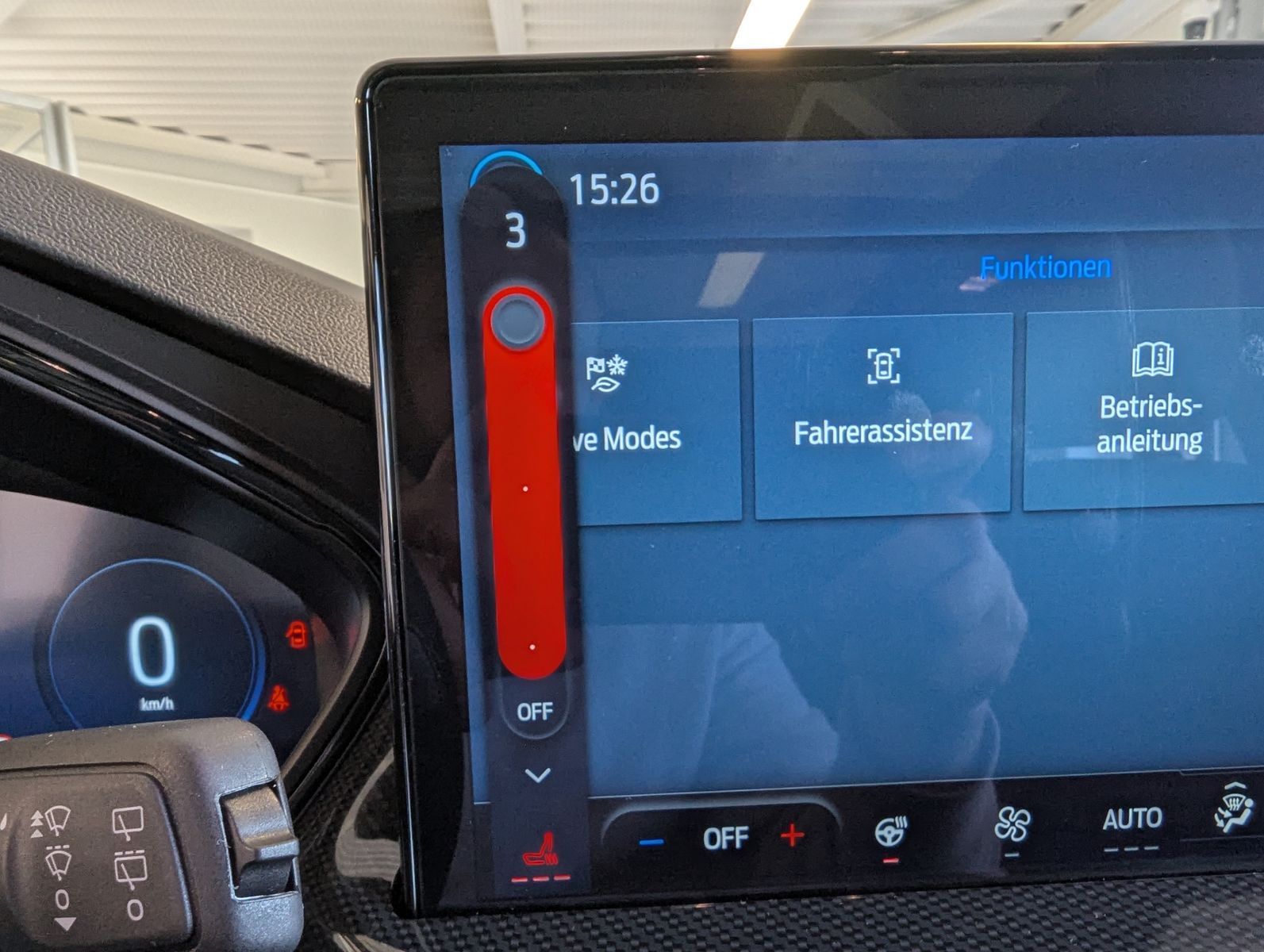 Fahrzeugabbildung Ford Focus 1.0 ST-Line X Styling Matrix B&amp;O Pano 18"
