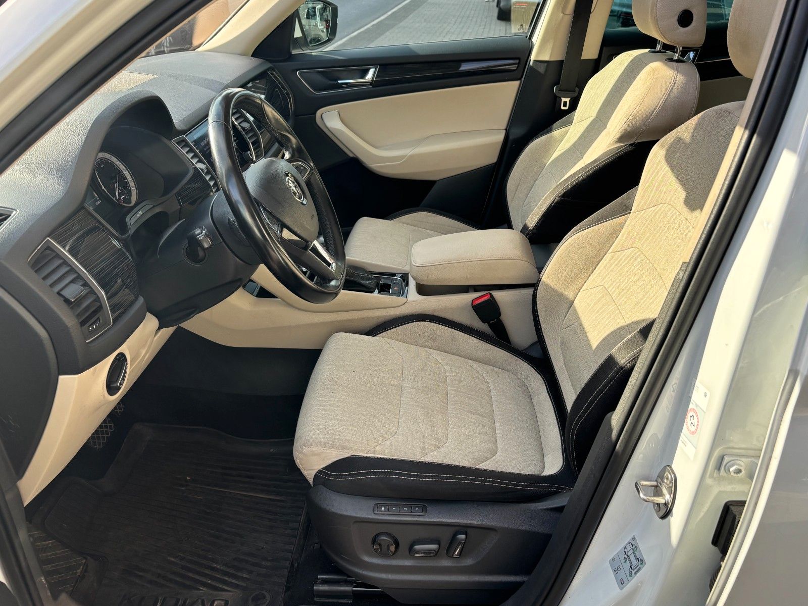 Fahrzeugabbildung SKODA Kodiaq Style 4x4 *Panorama*Kamera*ACC*SHZ