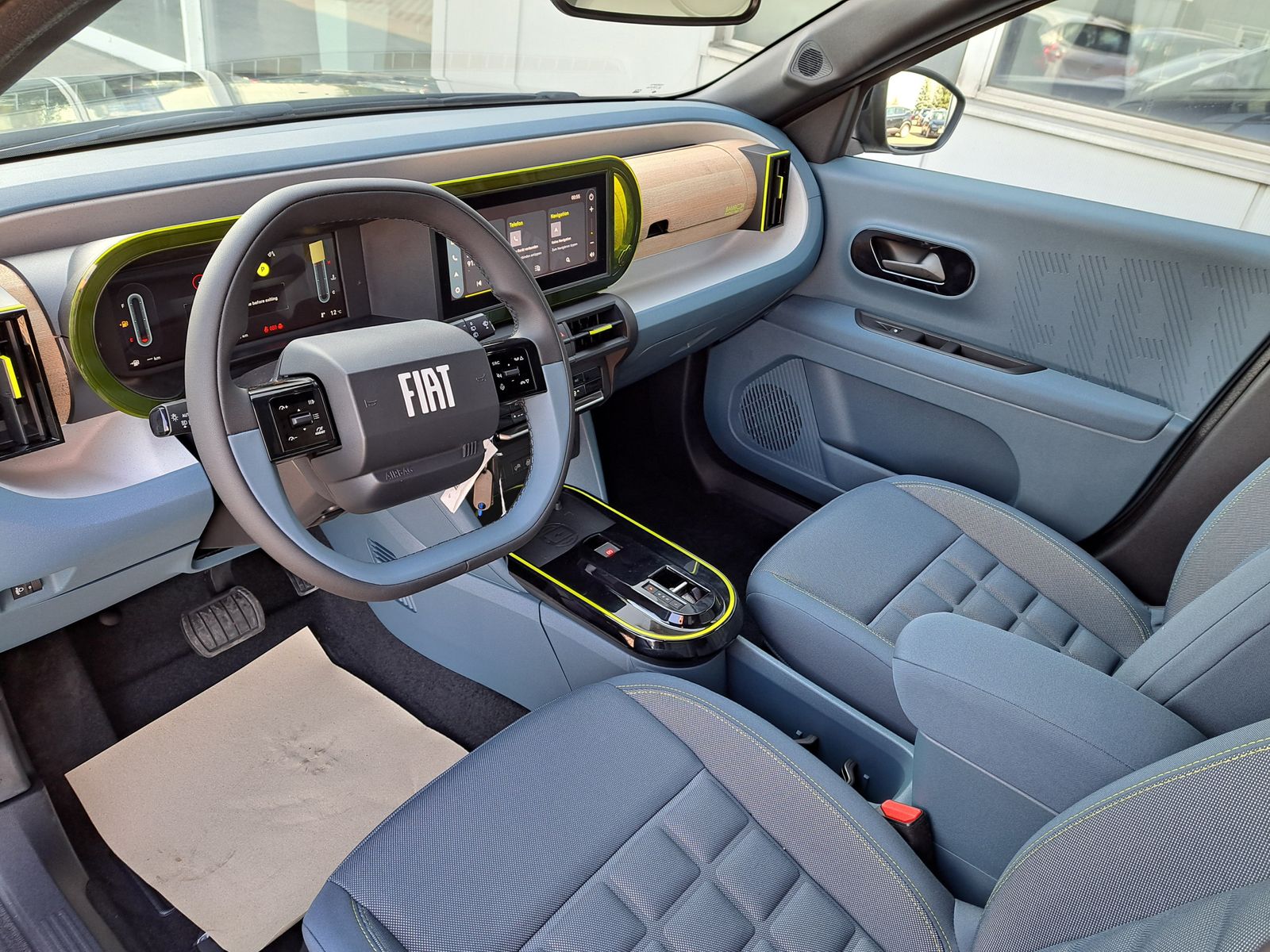 Fahrzeugabbildung Fiat Grande Panda La Prima Hybrid AUTOM. SITZHEIZUNG