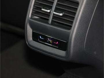 Volkswagen Passat Variant Black-Style R-Line 2.0 TDI DSG 4M