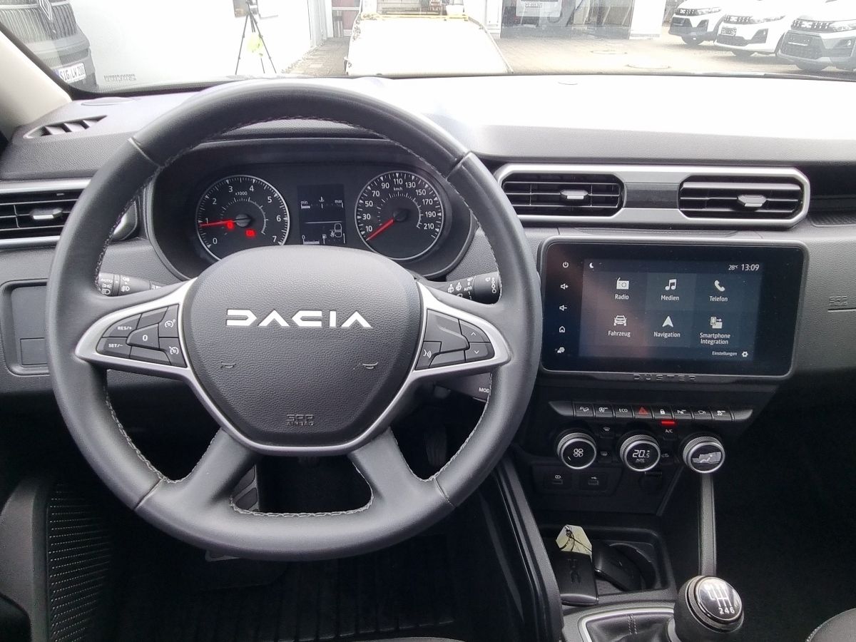 Fahrzeugabbildung Dacia Duster Journey TCe 150 4x4