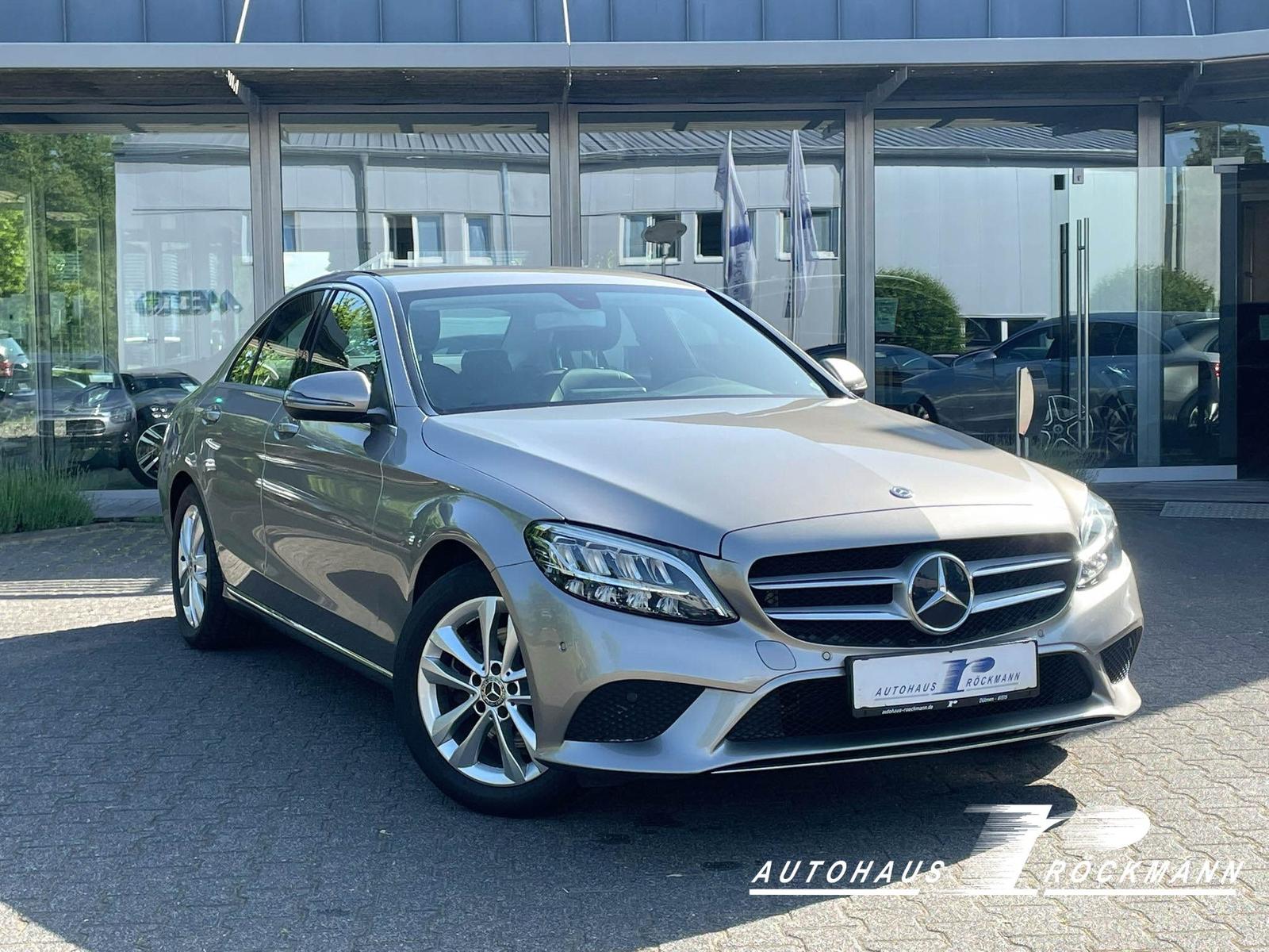 Mercedes-Benz C 200 Lim Aut. AHK Navi Teilleder Kamera