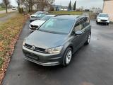Volkswagen Touran 1.6TDI Trendline"GRA"AHK"wenig km" - Volkswagen Touran Trendline mit Diesel-Antrieb