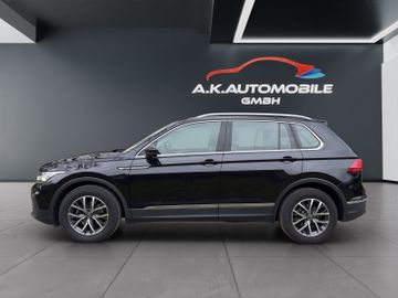Volkswagen Tiguan - 2