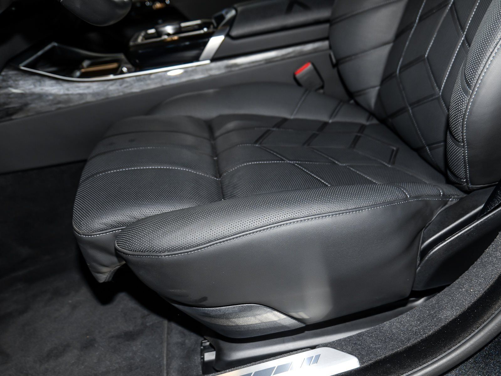 BMW M760 - Bild 25