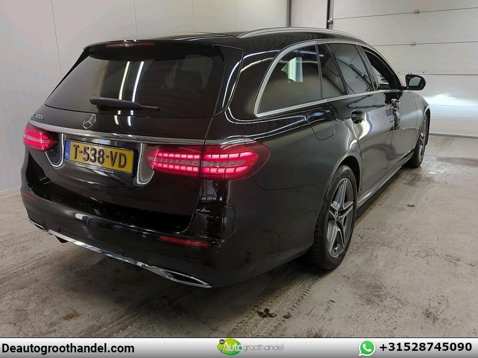 Mercedes-Benz E 300 Estate e AMG Line imagem 2