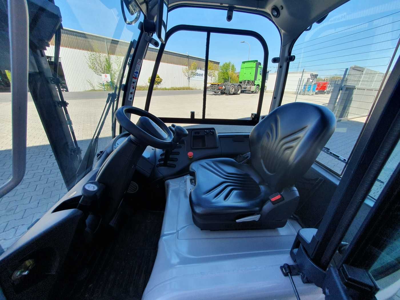 Fahrzeugabbildung Still RX20-14 / 2016 / Triplex: 4.60m! / 271h / SS