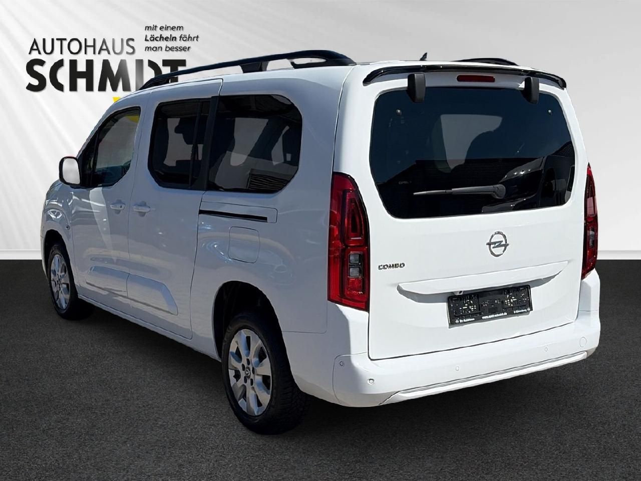 Fahrzeugabbildung Opel Combo Life XL 1,5 Ultimate 7-Sitzer