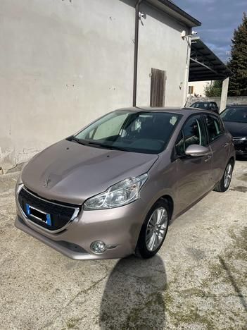 Peugeot 208 GPL 1.4